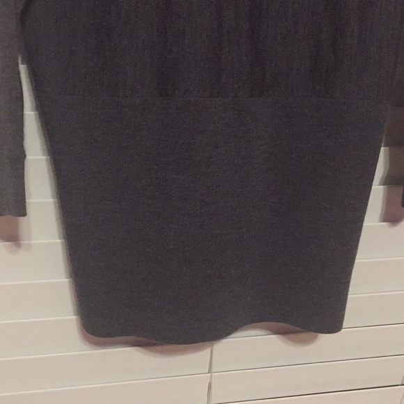 Talbots gray wool v-neck sweater - Picture 4 of 6